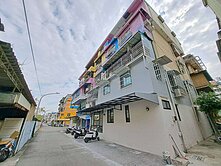 🧨鹽埕大舞台商圈文青風面寬公寓一樓