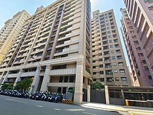 福山學區~赫米斯溫馨2+1房+平面車位