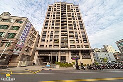 巨蛋裕誠商圈城市光采三房平移車