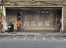 中山國中捷運錦州街金店面