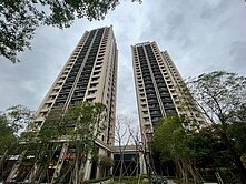 東區浩瀚森之道次頂樓無限視野3房平車