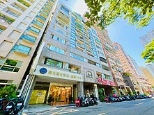 R14巨蛋站｜美妍大三房平移車位｜富國商圈