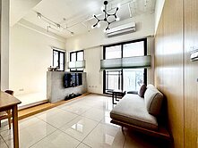 高鐵新光三越｜高樓三房平車｜三鐵共構宅