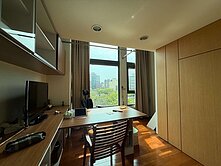 家樂福商圈大任凱悅明亮採光樓中樓