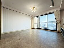 A★凱旋二聖輕軌旁公園首排三面採光2+1房雙平車