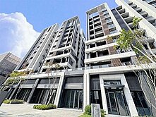 西屯逢甲達麗J12邊間2房2衛平車 