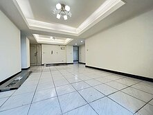 送5萬家電新青安低總價🎉水湳經貿三面採光三房車位