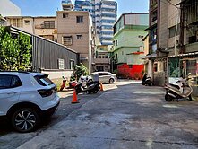 ✨二苓商圈✨門口可停車的四房公寓-投資報酬高 ✨