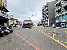 竹南龍山路近君毅中學臨路美建（B)