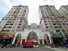 🏙️瑞豐國中旁｜高樓無敵景觀｜邊間大四房平車