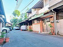 大里鐵路街大面寬有孝親房幽靜傳統透天