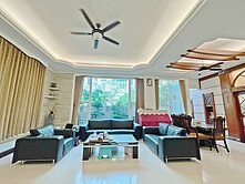 七期/明星學區 通豪禮讚3車朝南別墅		