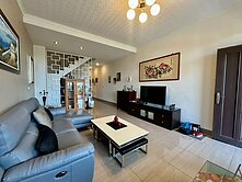 荖濃國小歐風渡假休閒景觀民宿