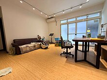 台北萬芳社區捷運站/亮麗公寓一樓