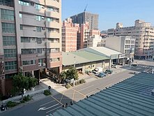 高鐵三鐵共構｜學院書香園三房車位｜稀有釋出