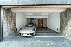 有名堂大面寬雙車墅