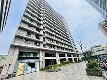 楠梓火車站商圈｜天天微笑｜中高樓層優質三房平車