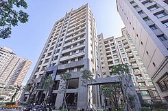 鼓山區｜最上石｜美術館質感三房平車