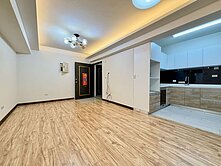 《中信小陳》烏日首府大三房｜高鐵一日生活圈