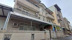 鄰近東區南台南副都心崇德路尾面寬保值透天