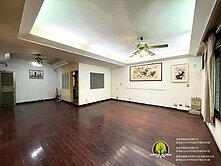 專簽【24米雙面面寬｜全水湳最顯眼的角間別墅】 