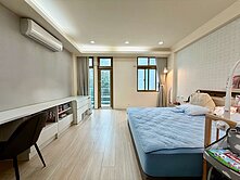 高翠路近竹科/輕屋齡美透天/車庫停車