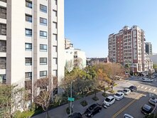 買屋找小楊 八期豐樂公園臨路大地坪車庫別墅