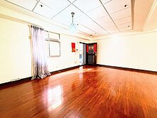 紘緯推薦✨勵志新城✨乙區4房2廳2衛平面車位