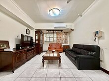 室內近20坪💝一中商圈電梯兩房