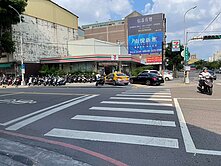 南屯好市多12米路1+3樓店