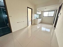 文教特區國圖館兩房車位無限視野