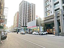 左營三鐵共構 高鐵福山商圈-15米路 1+2樓店面