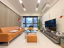 小何|家樂福商圈靜巷景觀Wone4房車