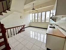 好市多附近庭院別墅