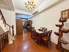 崇明學區金鑽店面透天