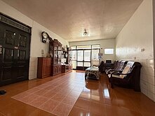 🏆 草衙｜一層一戶｜三面採光大三房 🏆