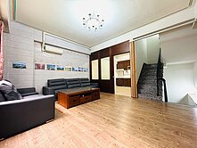 0303-2 💛頂美朝南面寬孝親車墅💛