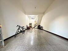 【屋主降價】文自路黃金透天｜正五層大面積｜稀有釋出