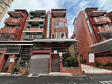 【承辦專員】稀有釋出楠梓右昌臨路邊間車庫透天車墅