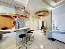 亞灣區|中高樓超大空間四房車位【皇家貴賓】