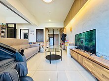  高醫｜後驛捷運高樓採光2+1房平移車位