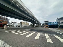 潭子中山路24米大面寬輕屋齡合法乙工三照/大車可達