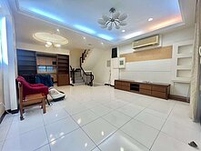 湖光翠堤新古典美別墅