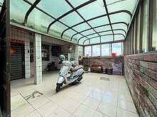 新屋埔頂國小旁前院停車透天