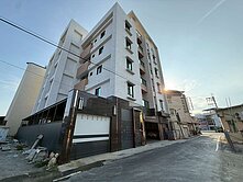 東港鬧中取靜3房｜稀有平面大車位｜格局方正採光棒