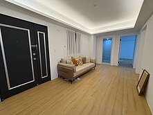 大業國中三房車位