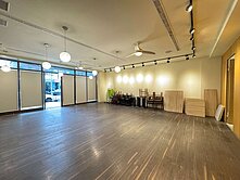 竹南運動公園🍭大面寬店面🏵️買一層送一層