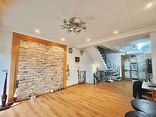 🌸花花帶您買好房🌸近健保局湖景4房雙車位別墅