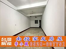 草屯買屋 草屯中山街店住 市中心、後有空地、大空間