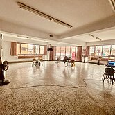 ⭕️正中山路⭕️三角窗電梯店面C035